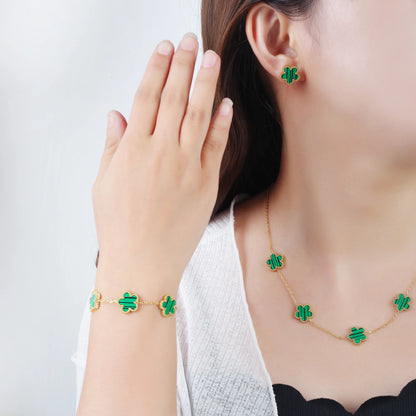 Five-Leaf Flower Shell Bracelet – Elegant Stainless Steel Jewellery for Women