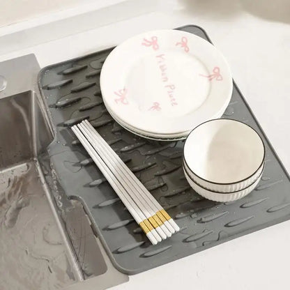 Multi-Functional Foldable Silicone Drainage Mat – Ultimate Kitchen Companion