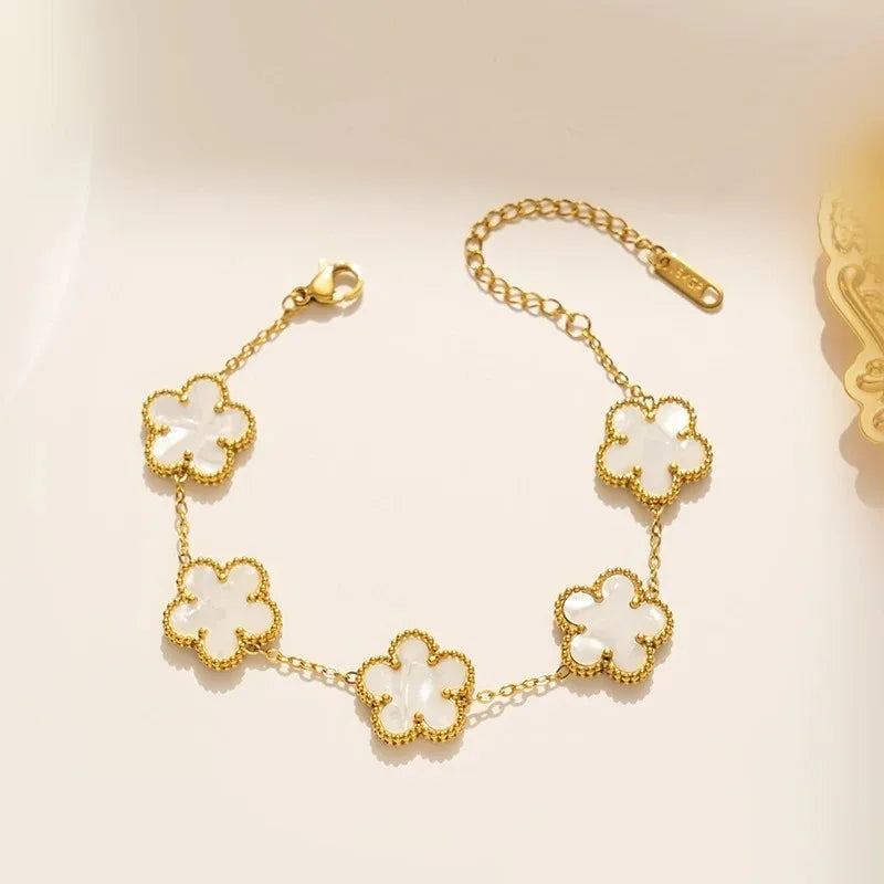 Five-Leaf Flower Shell Bracelet – Elegant Stainless Steel Jewellery for Women