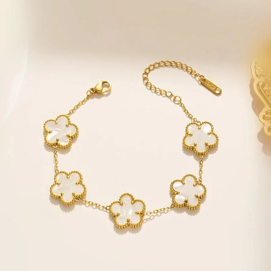 Five-Leaf Flower Shell Bracelet – Elegant Stainless Steel Jewellery for Women