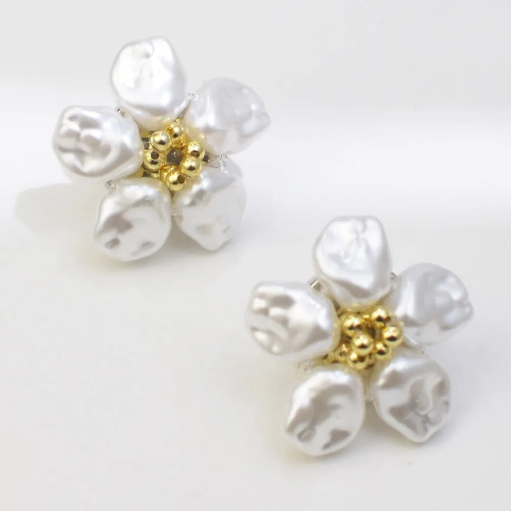 Elegant Pearl Cufflinks – Timeless Shirt Button Covers for Men &amp; Women