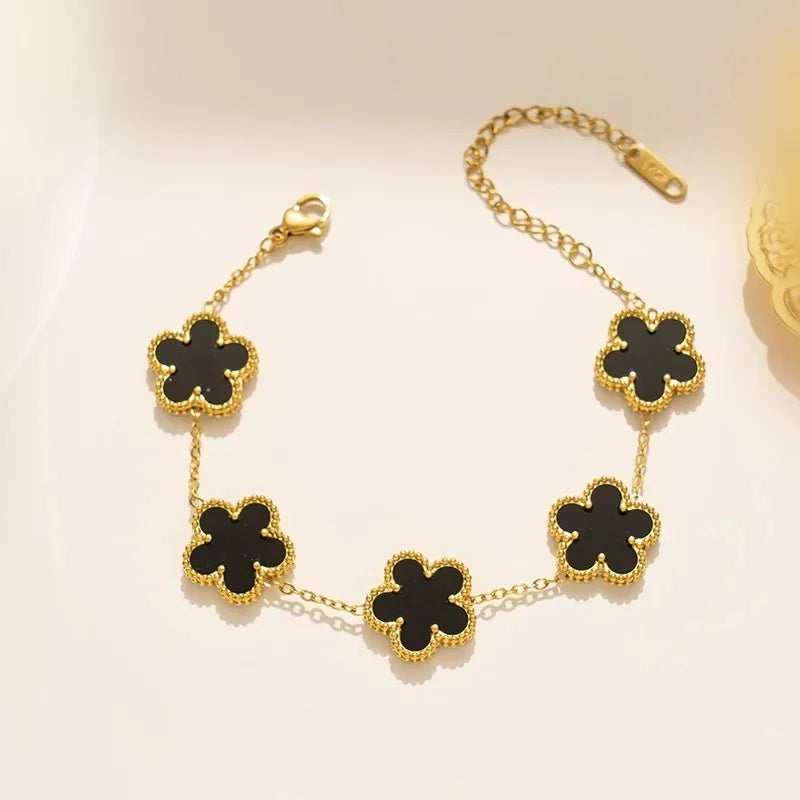 Five-Leaf Flower Shell Bracelet – Elegant Stainless Steel Jewellery for Women